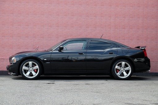 ダッジ チャージャー SRT8