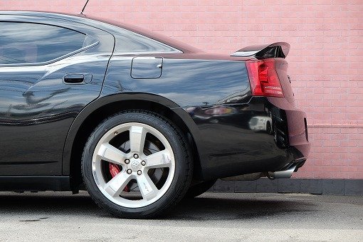 ダッジ チャージャー SRT8