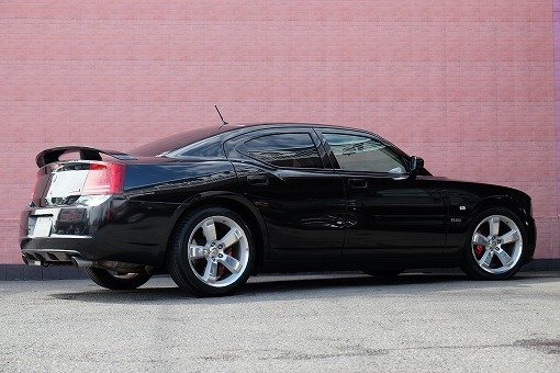 ダッジ チャージャー SRT8