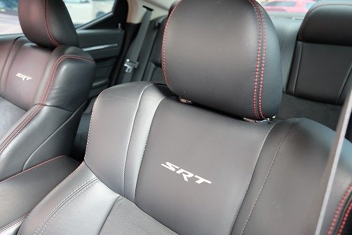 ダッジ チャージャー SRT8