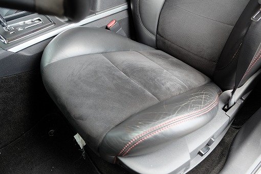 ダッジ チャージャー SRT8