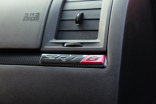 ダッジ チャージャー SRT8