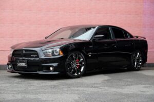 ダッジ チャージャー SRT8
