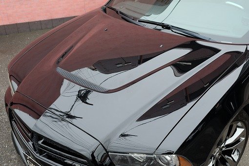 ダッジ チャージャー SRT8
