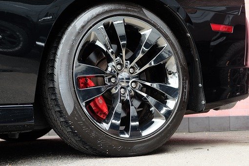 ダッジ チャージャー SRT8