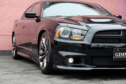 ダッジ チャージャー SRT8