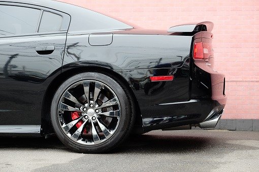 ダッジ チャージャー SRT8