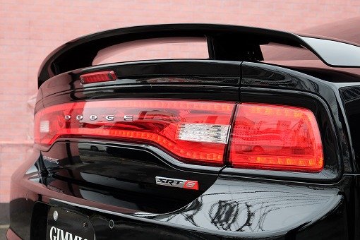 ダッジ チャージャー SRT8