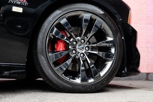 ダッジ チャージャー SRT8
