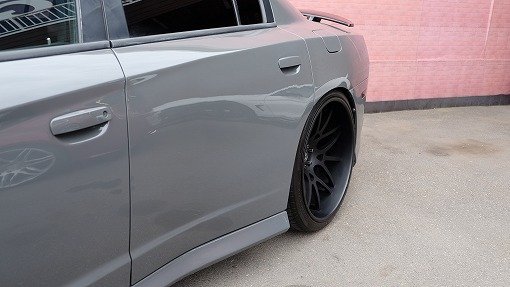 ダッジ チャージャー “Wide Body”