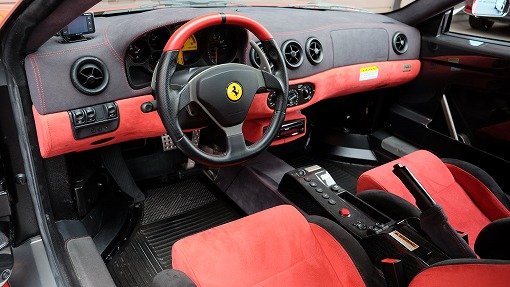 フェラーリ チャレンジ・ストラダーレ