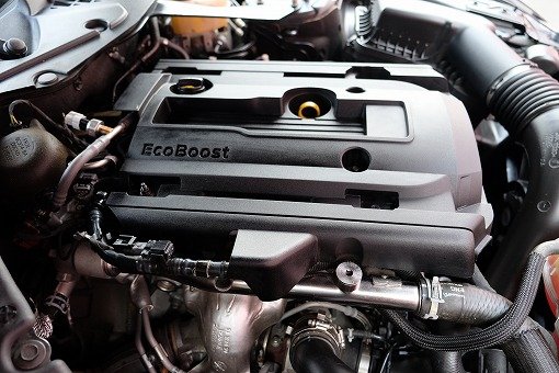 フォード マスタング 50周年モデル