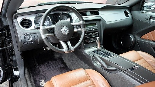 フォード マスタング GTプレミアム