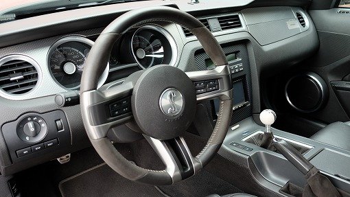 フォード マスタング シェルビーGT500