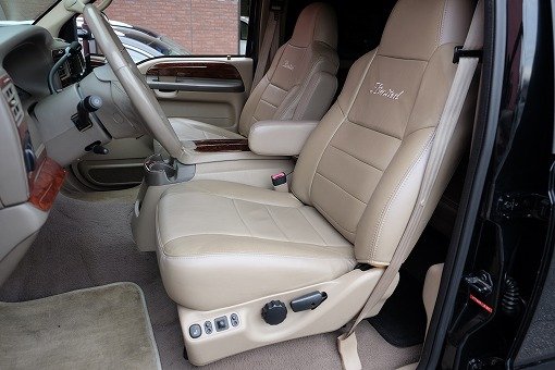 フォード エクスカージョン LTD