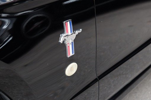 フォード マスタング V6プレミアム