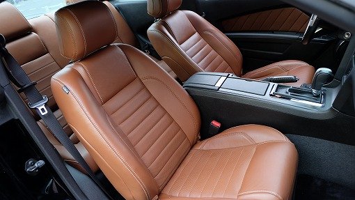 フォード マスタング V6プレミアム