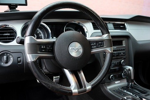 フォード マスタング V6プレミアム