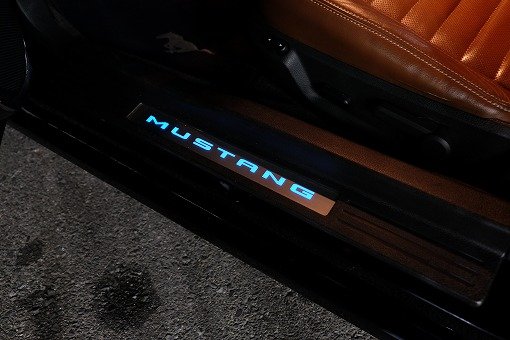 フォード マスタング V6プレミアム