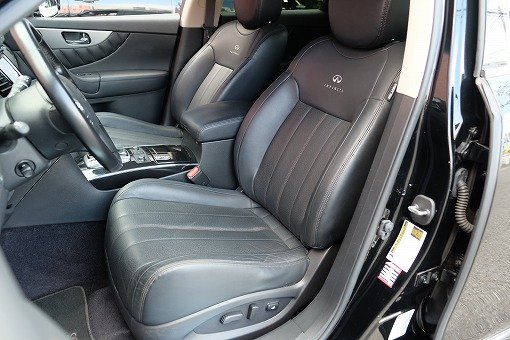 インフィニティ FX35 AWD