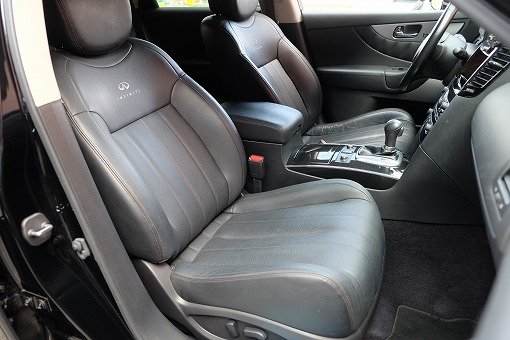インフィニティ FX35 AWD