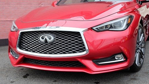 インフィニティ Q60