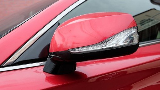 インフィニティ Q60