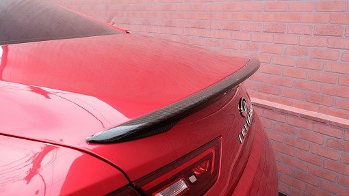 インフィニティ Q60