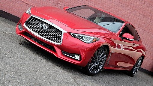 インフィニティ Q60