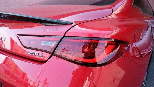 インフィニティ Q60