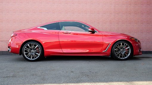 インフィニティ Q60