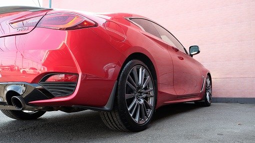 インフィニティ Q60