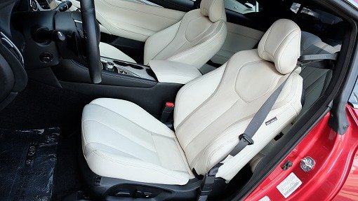 インフィニティ Q60