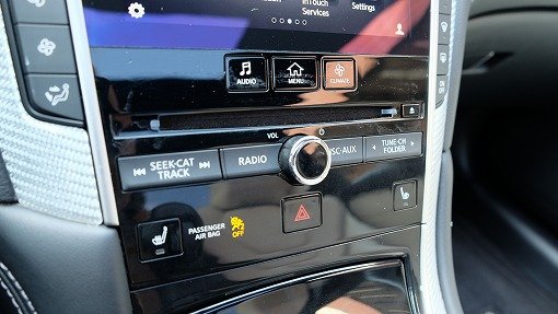 インフィニティ Q60