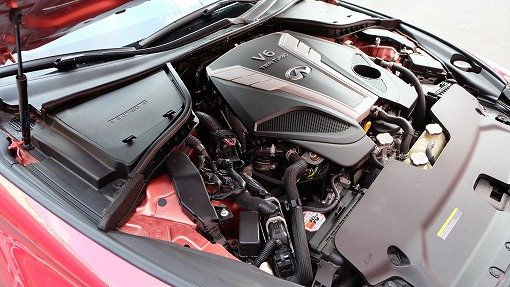 インフィニティ Q60