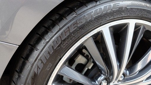 インフィニティ Q60