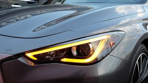 インフィニティ Q60