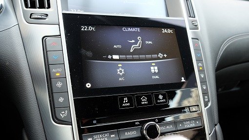 インフィニティ Q60