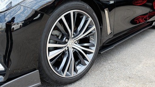 インフィニティ Q60 PREMIUM