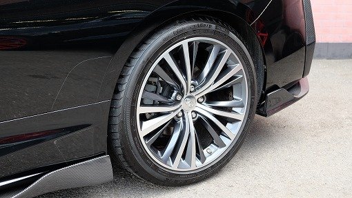 インフィニティ Q60 PREMIUM