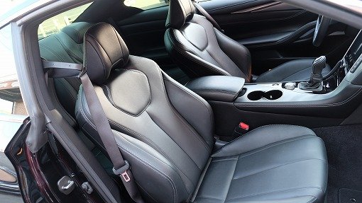 インフィニティ Q60 PREMIUM