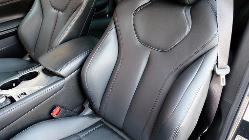 インフィニティ Q60 PREMIUM