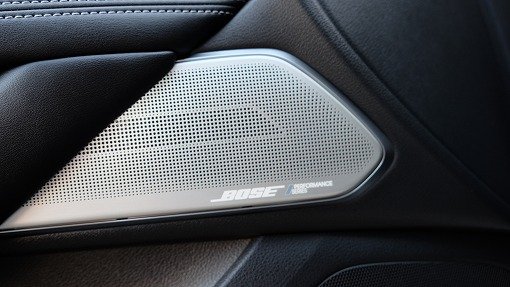 インフィニティ Q60 PREMIUM
