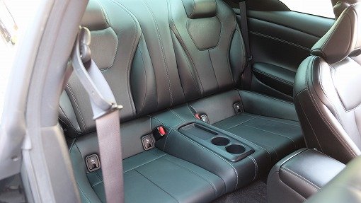 インフィニティ Q60 PREMIUM