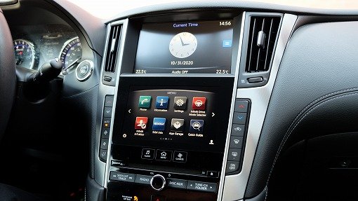 インフィニティ Q60 PREMIUM