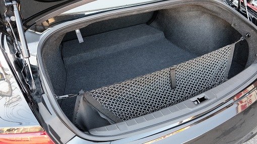 インフィニティ Q60 PREMIUM