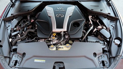 インフィニティ Q60 PREMIUM
