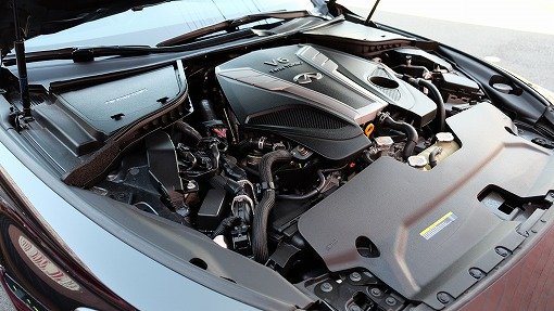 インフィニティ Q60 PREMIUM