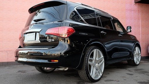 インフィニティ QX56