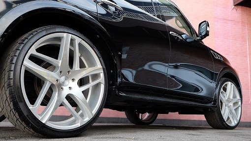 インフィニティ QX56